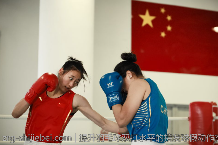 提升羽毛球双打水平的接发球假动作实战秘籍